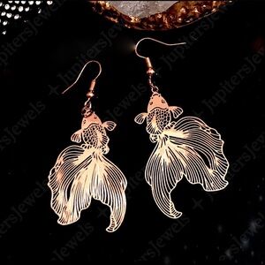 NEW ROSE GOLD FISH CHROME PLATE NAUTICAL TROPICAL OCEAN FISH PISCES EARRINGS
